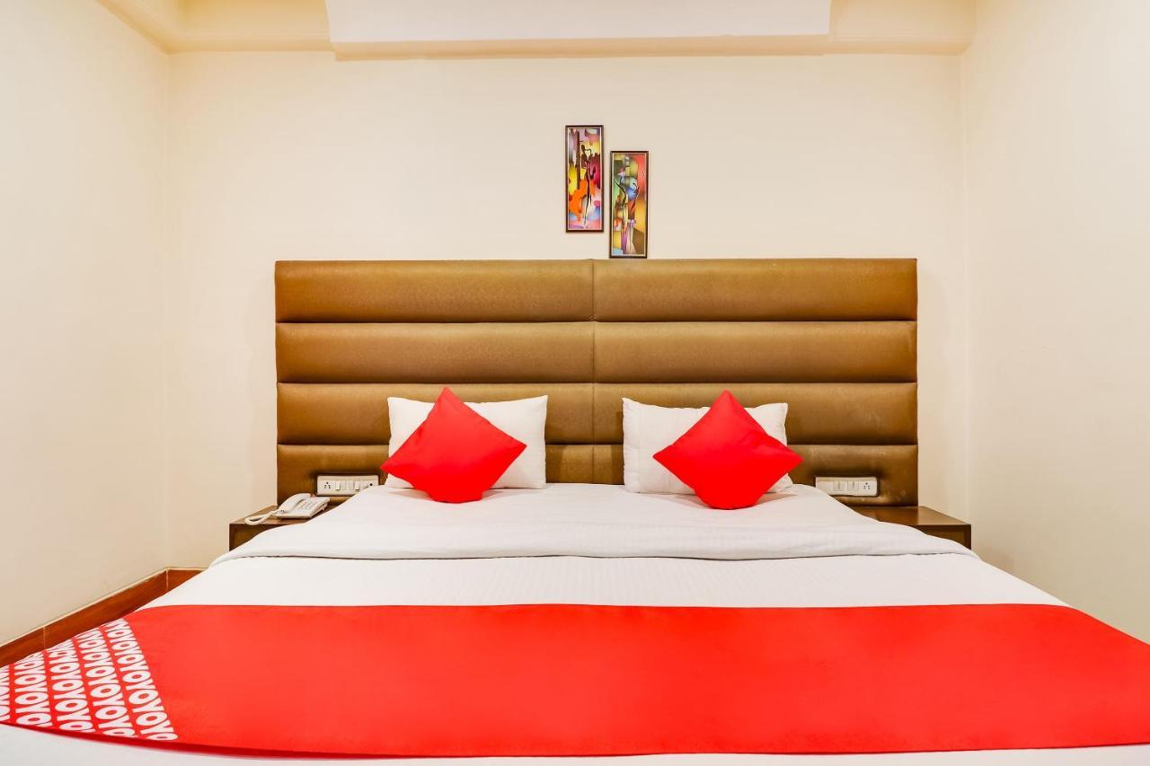 Oyo 71149 Jeet Residency Rewa Екстериор снимка