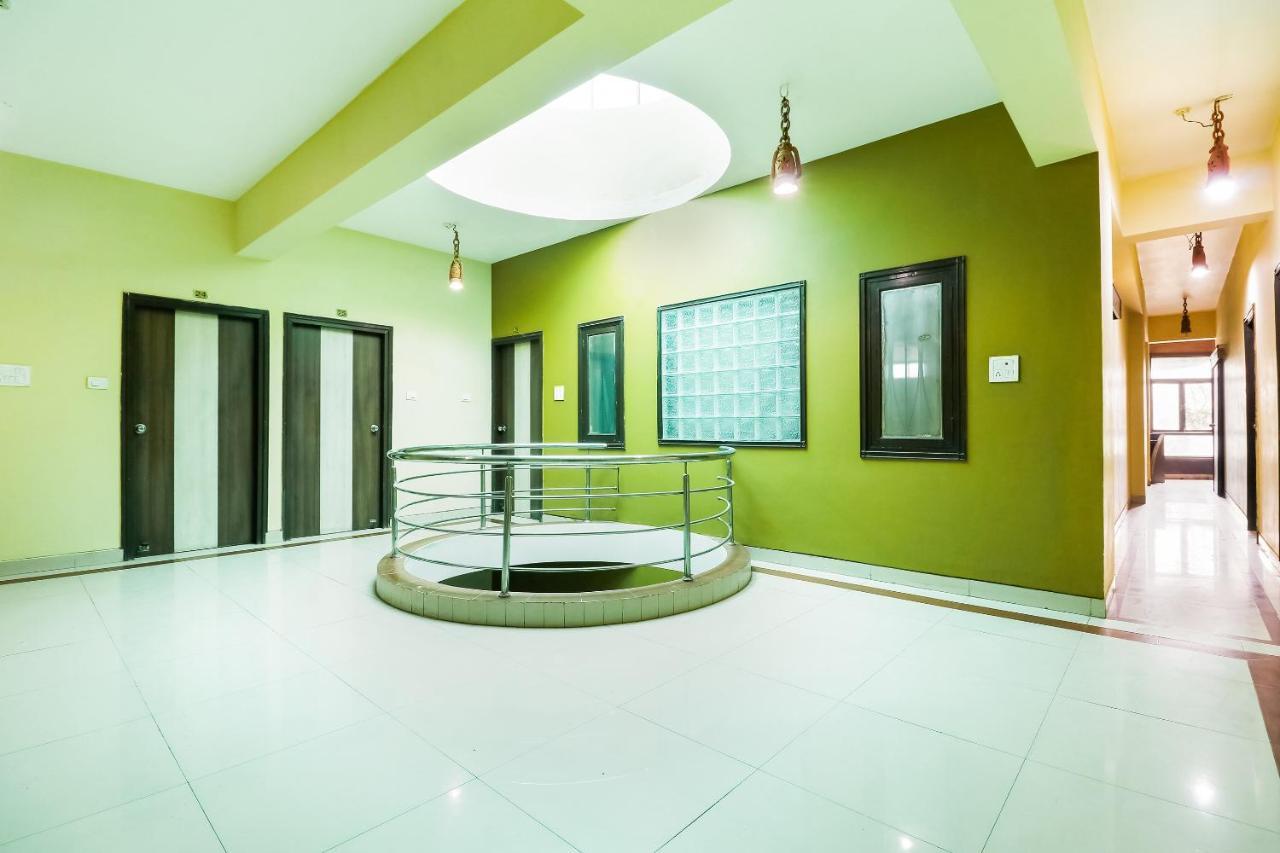 Oyo 71149 Jeet Residency Rewa Екстериор снимка